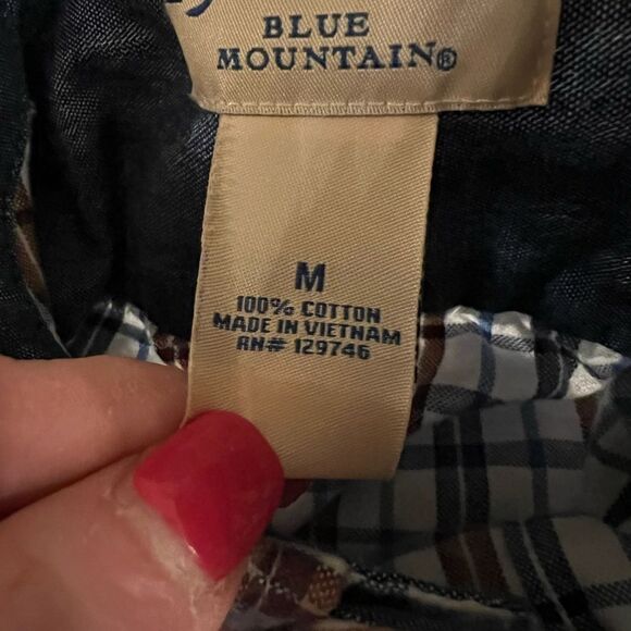 Men’s blue mountain size medium button down shirt - Picture 6 of 7